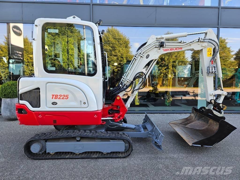 Takeuchi TB 225 Mini excavators < 7t (Mini diggers)