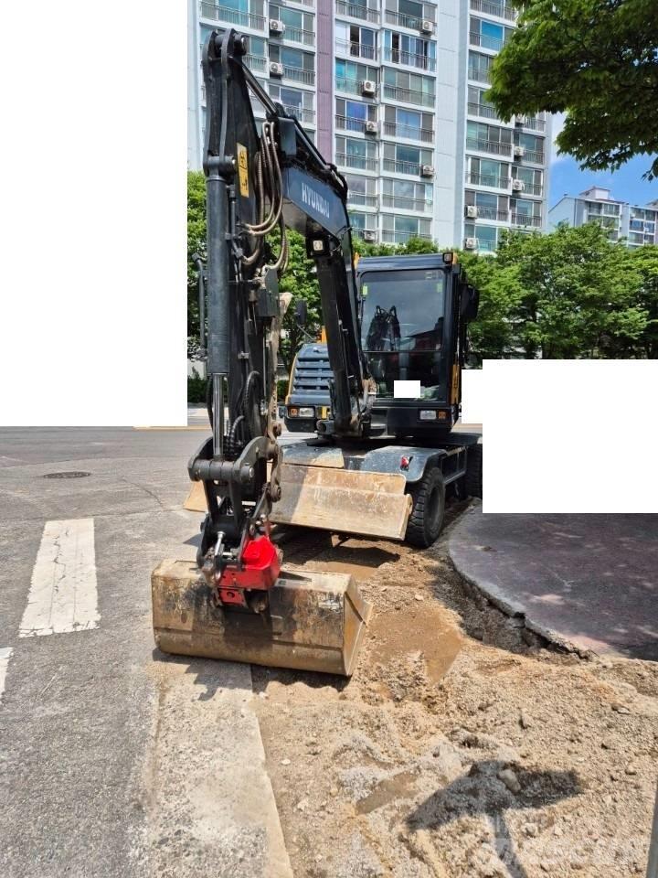 Hyundai 65A Wheeled excavators