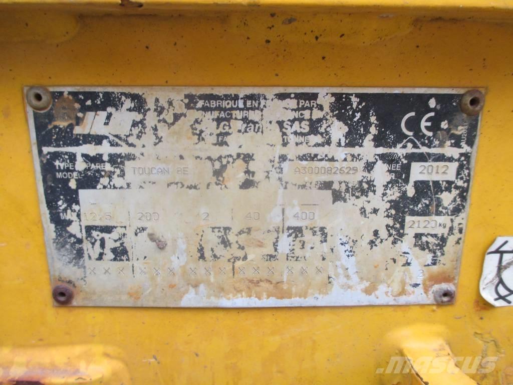 JLG Toucan 8 E Vertical mast lifts