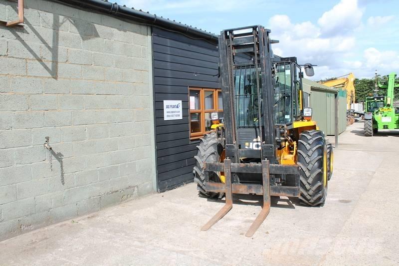 JCB 926 Rough terrain trucks