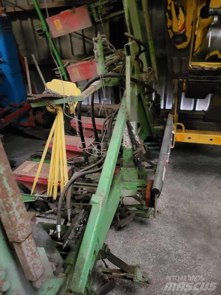 Vicon Monozentra ,S Precision sowing machines