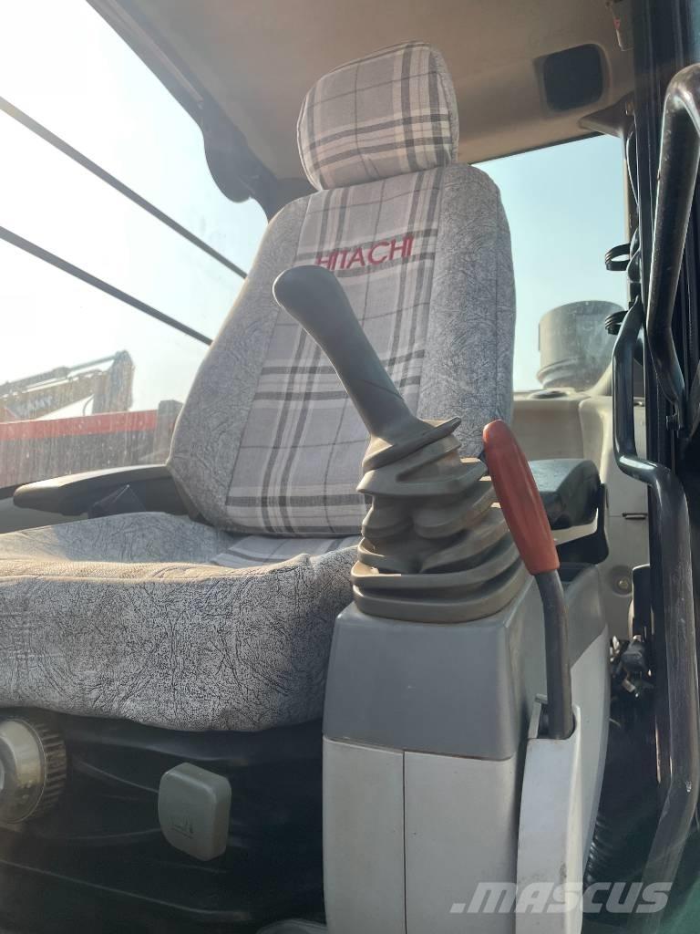 Hitachi ZX 130 Crawler excavators