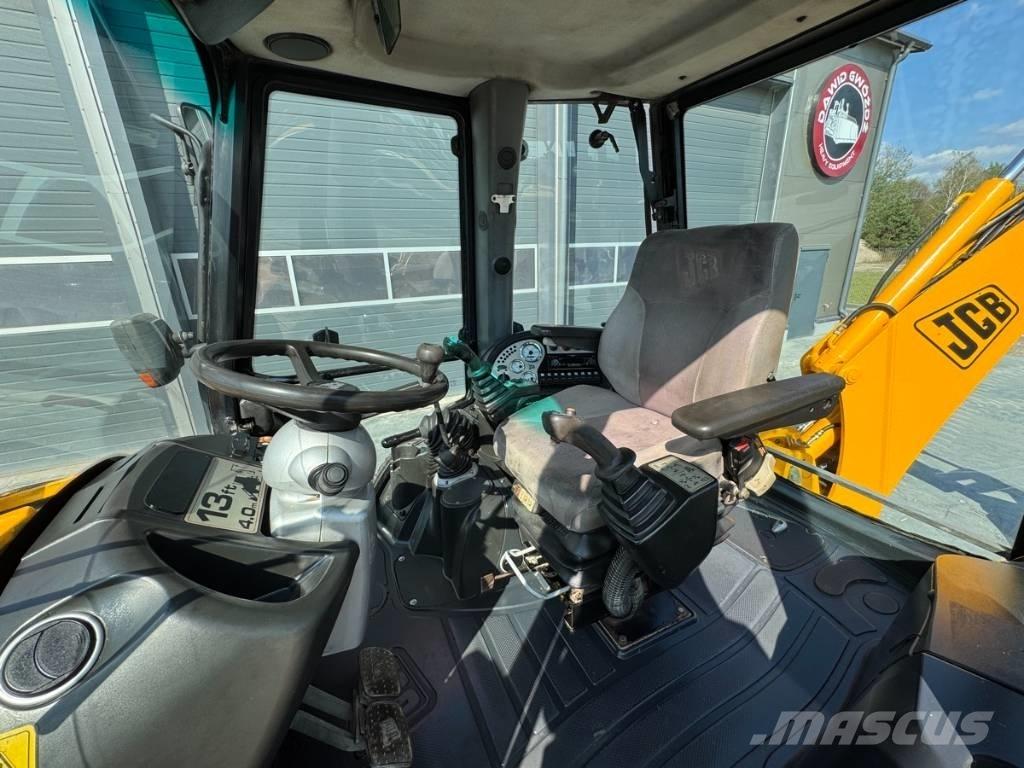 JCB 3 CX Backhoe loaders