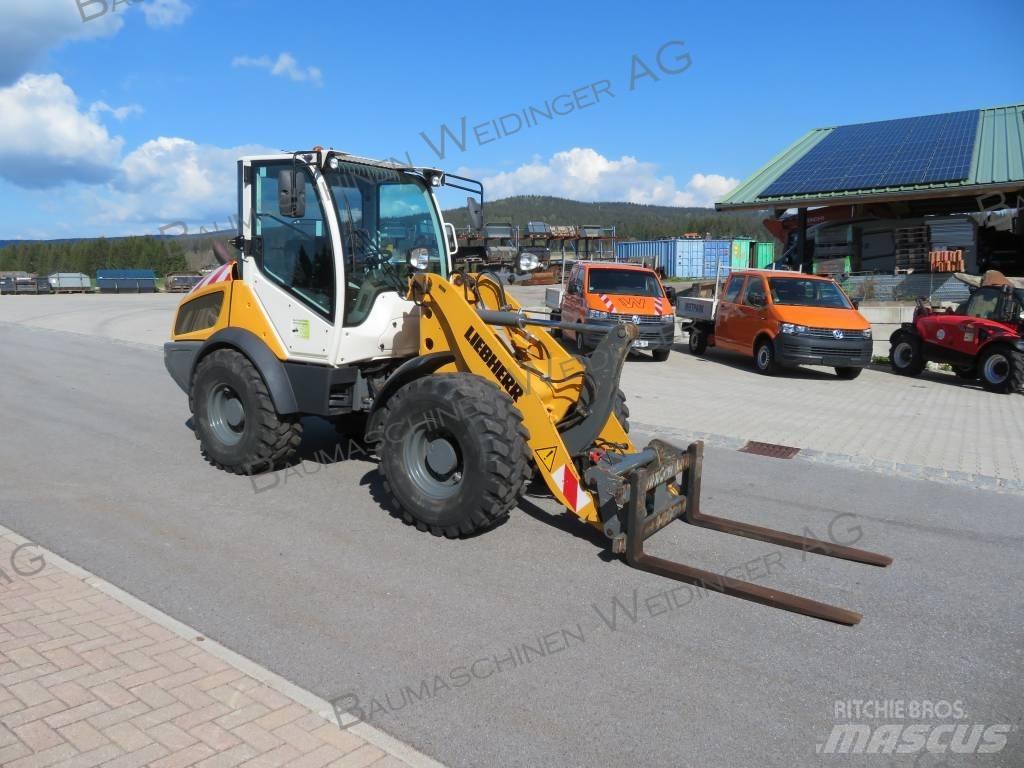 Liebherr L506C Wheel loaders
