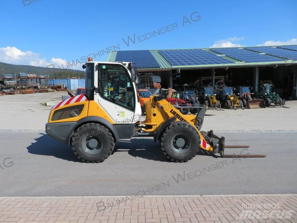Liebherr L506C Wheel loaders