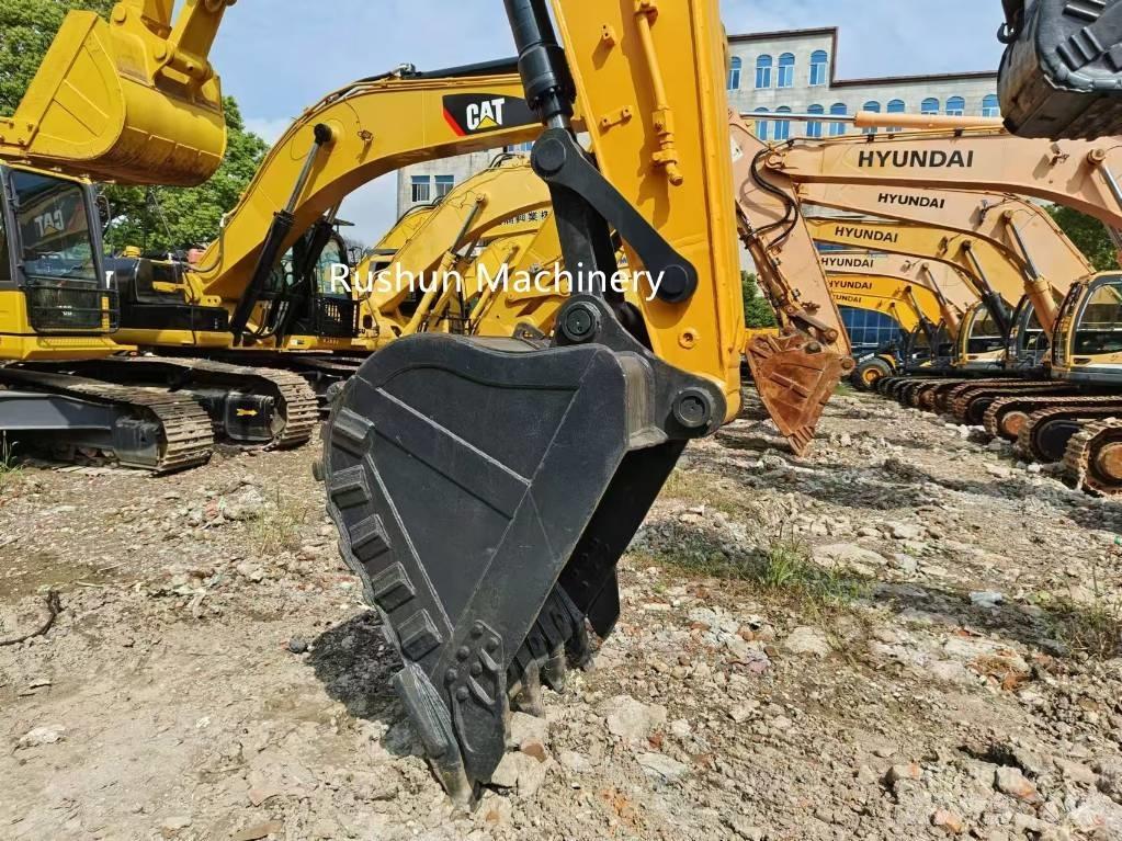 Hyundai 220LC-9S Midi excavators  7t - 12t
