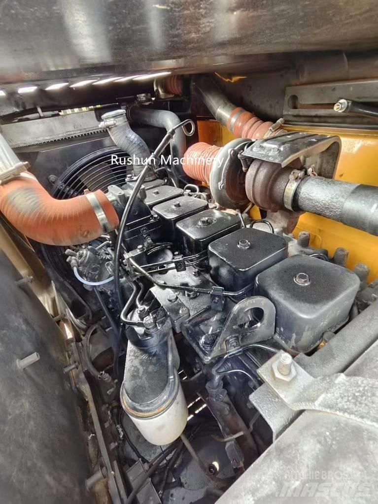 Hyundai 220LC-9S Midi excavators  7t - 12t