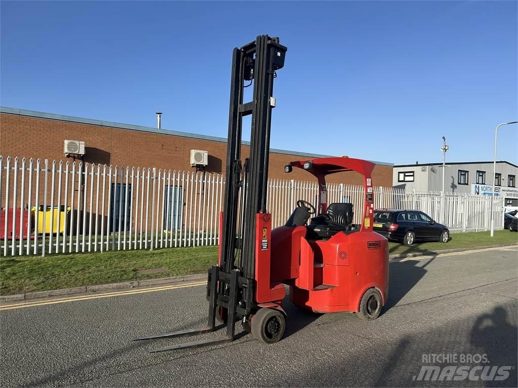  G4 AC Narrow aisle truck
