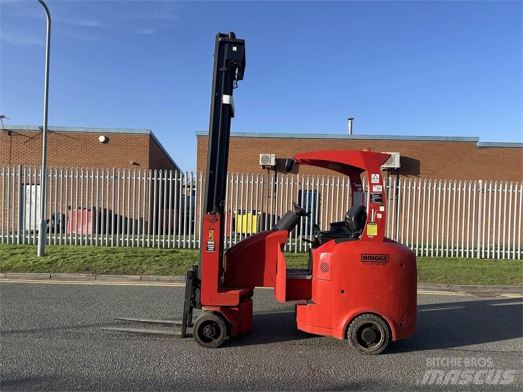  G4 AC Narrow aisle truck