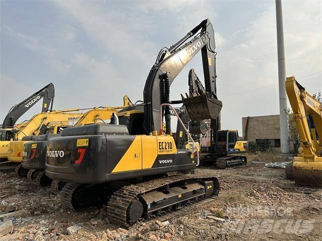 Volvo EC 210 Crawler excavators