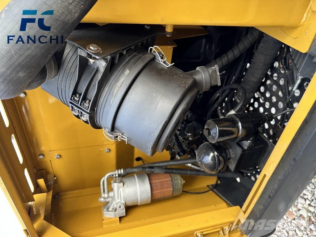 XCMG XE 85 DA Crawler excavators