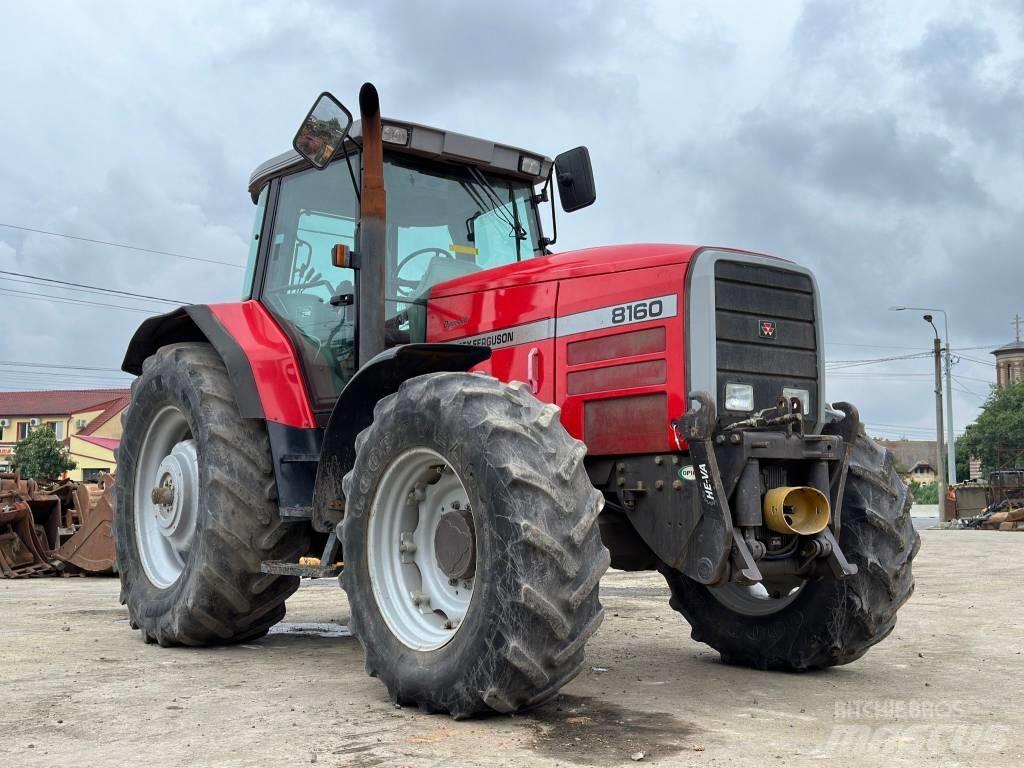 Massey Ferguson 8160 Tractors