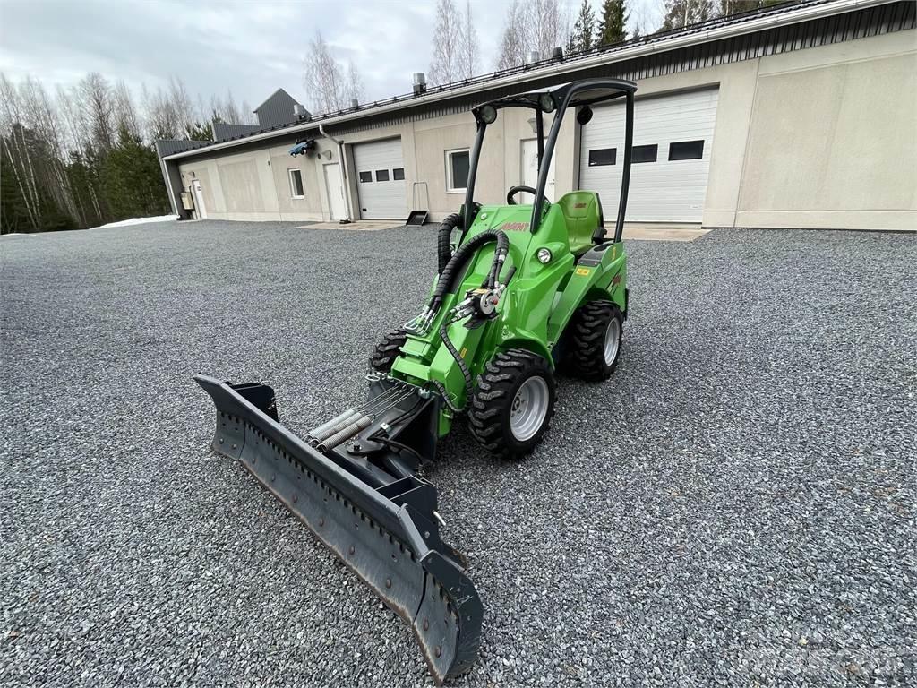 Avant 420 Mini loaders