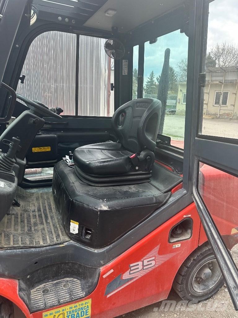 Heli CPCD 35 Diesel trucks