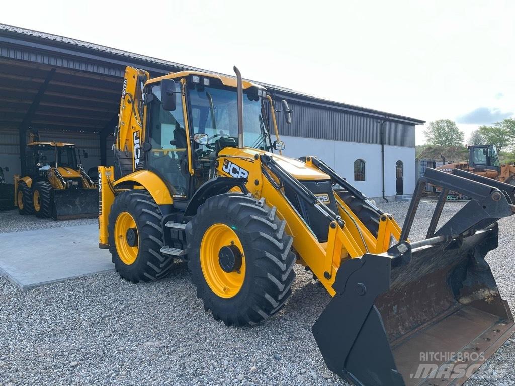 JCB 4 CX Pro Backhoe loaders