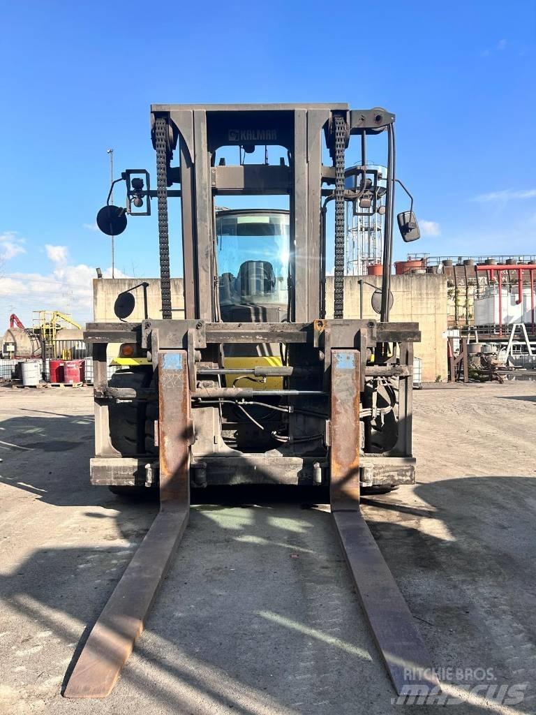 Kalmar DCG 250-12LB Diesel trucks