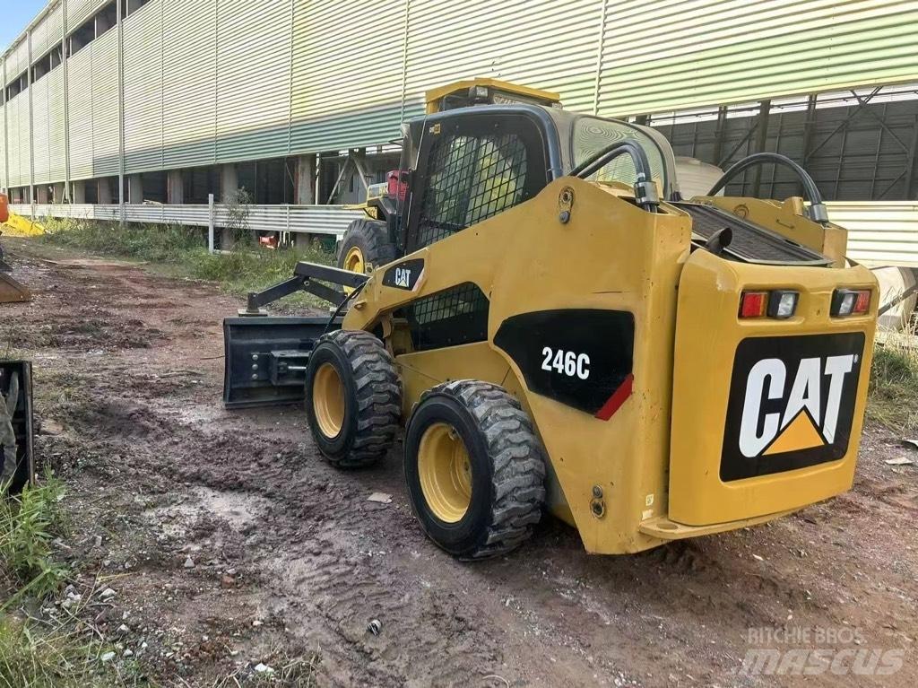 CAT 246 C Skid steer loaders