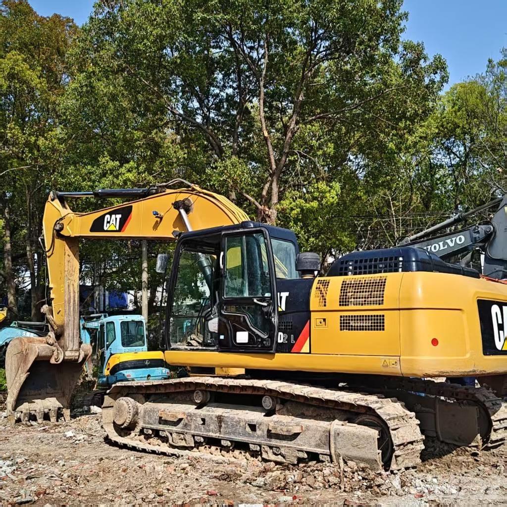 CAT 320 D2 Crawler excavators