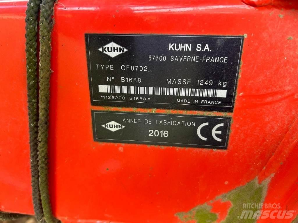 Kuhn GF8702 Rakes and tedders