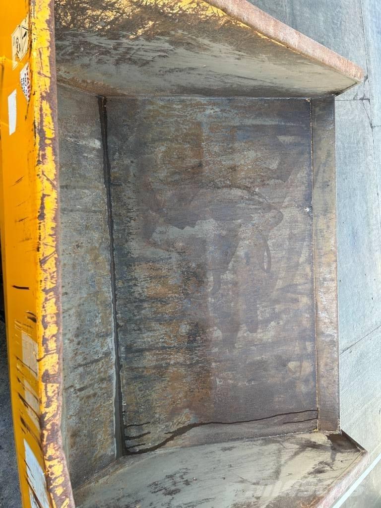 JCB 9T Site dumpers