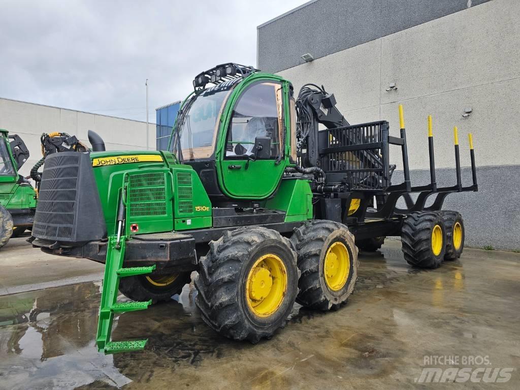 John Deere 1510 E Forwarders