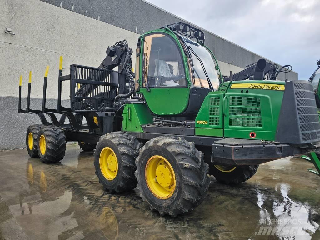 John Deere 1510 E Forwarders