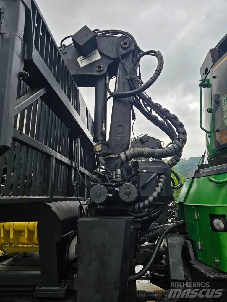 John Deere 1510 E Forwarders