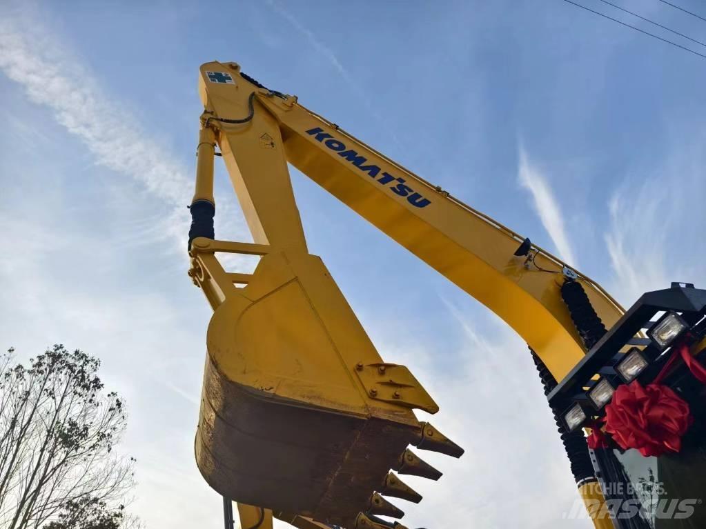 Komatsu PC240-8 Midi excavators  7t - 12t