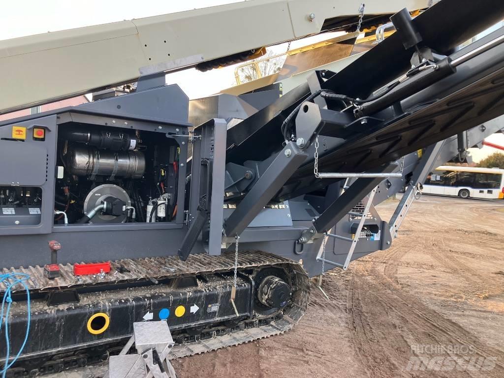 Metso S3.7 Mobile screeners