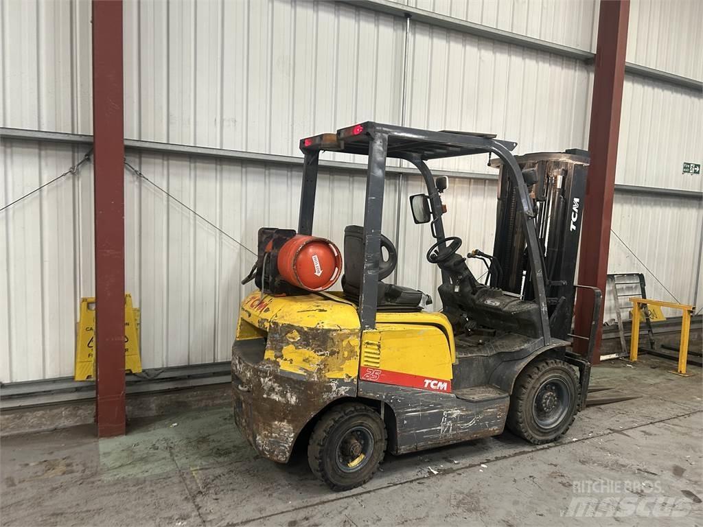 TCM FG25T3 LPG trucks