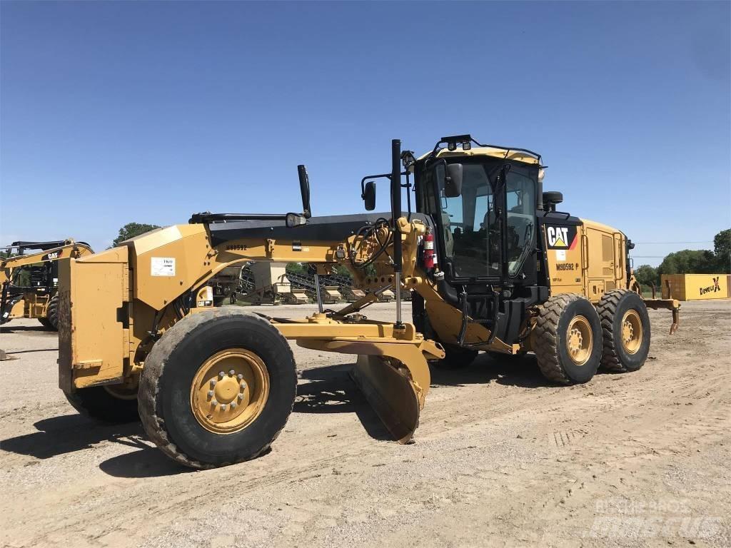 CAT 140m2 VHP Plus Graders
