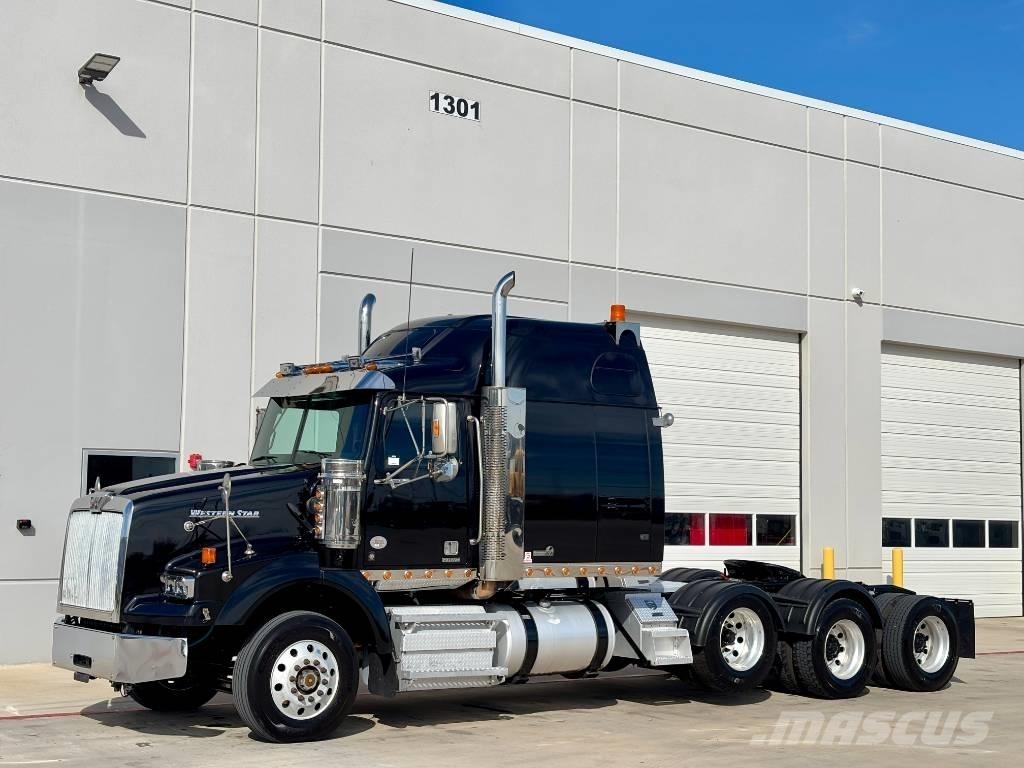 Western Star 4900 SB Tractor Units