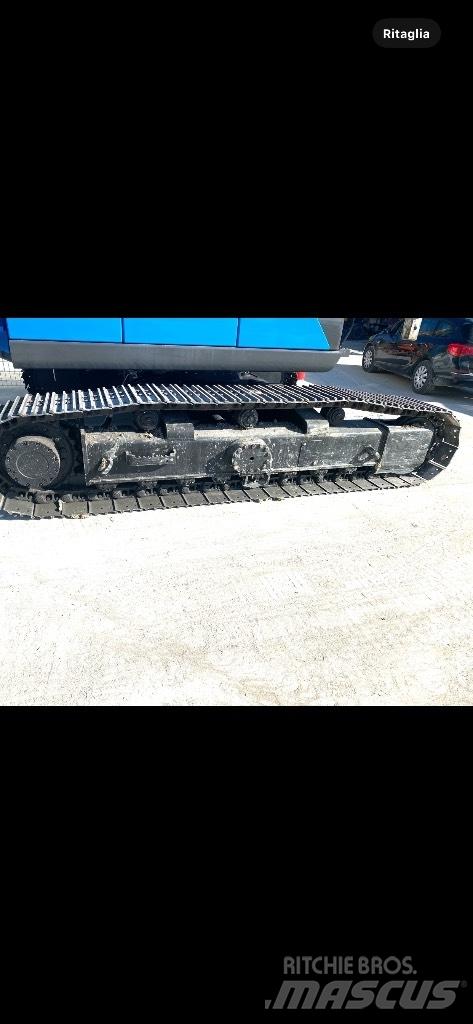Tes Car C  360. Tracked cranes