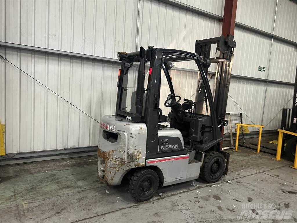 Nissan Y1D1A18Q Diesel trucks