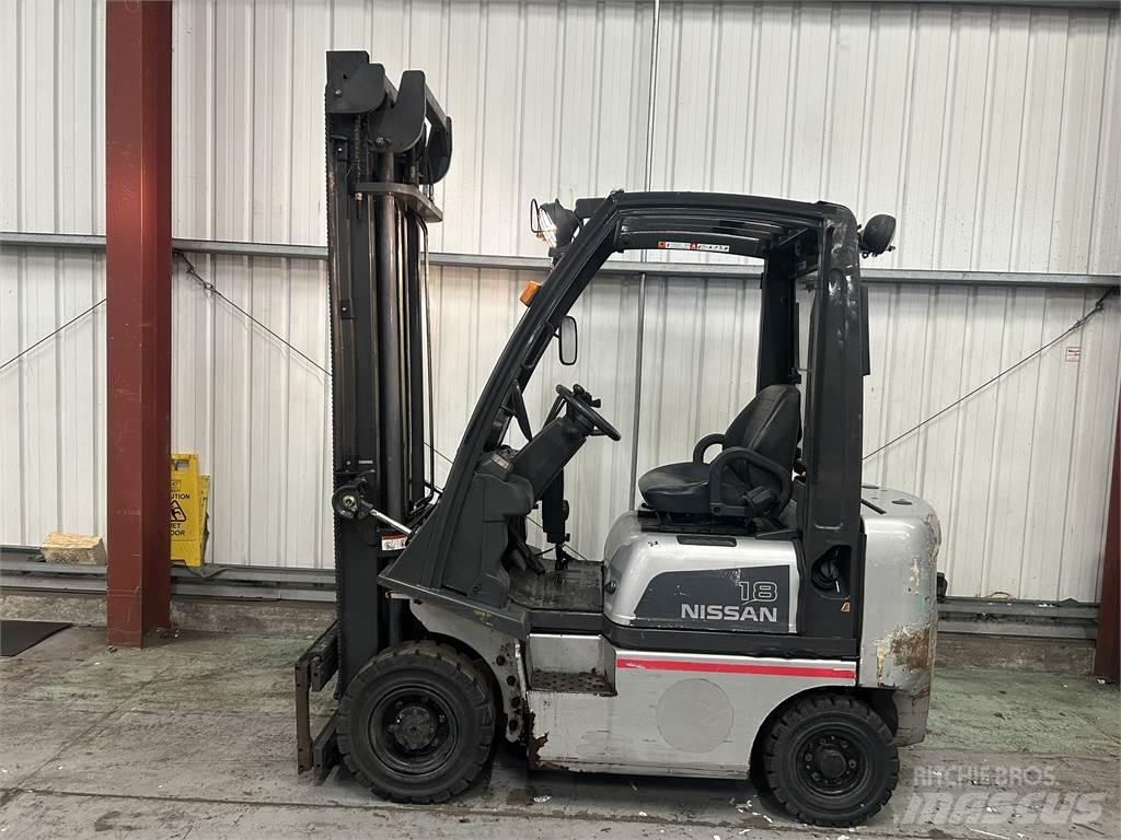 Nissan Y1D1A18Q Diesel trucks