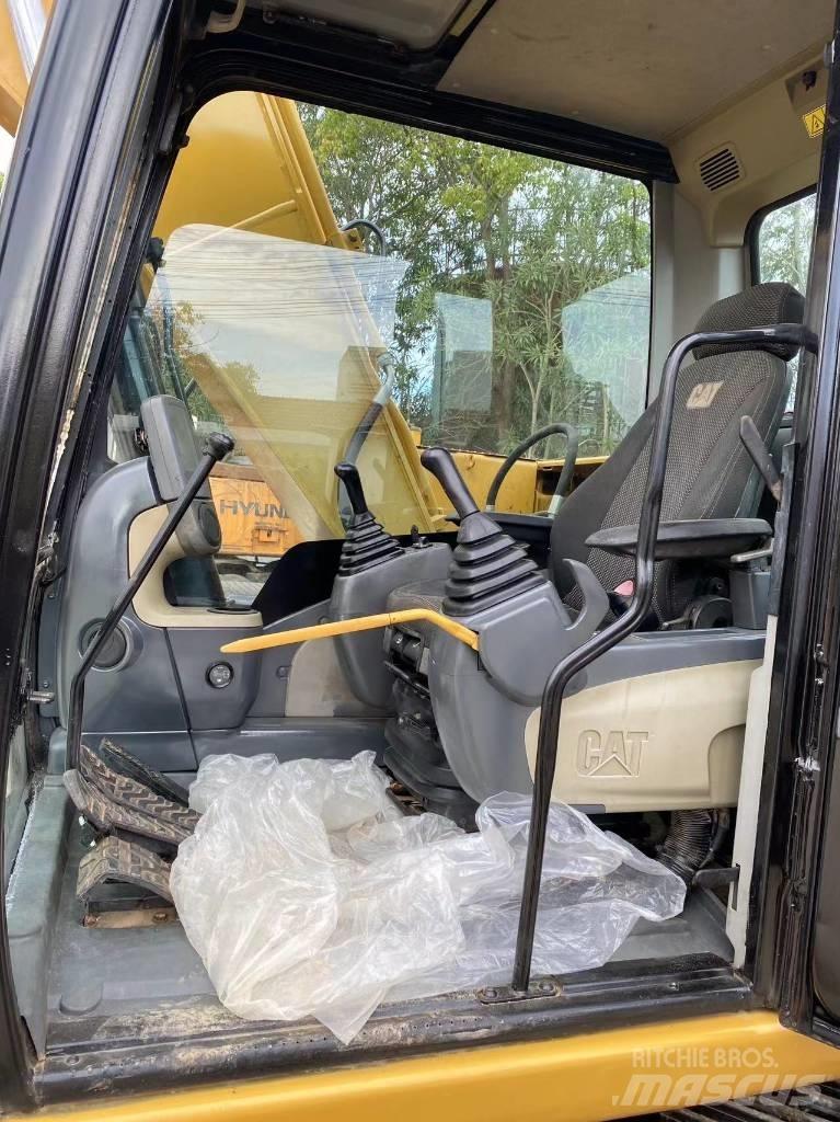 CAT 313 D Wheeled excavators