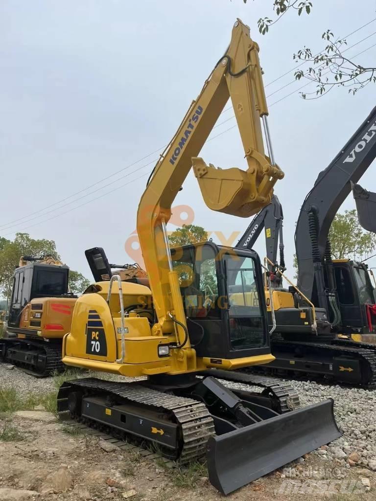 Komatsu PC 70 Midi excavators  7t - 12t