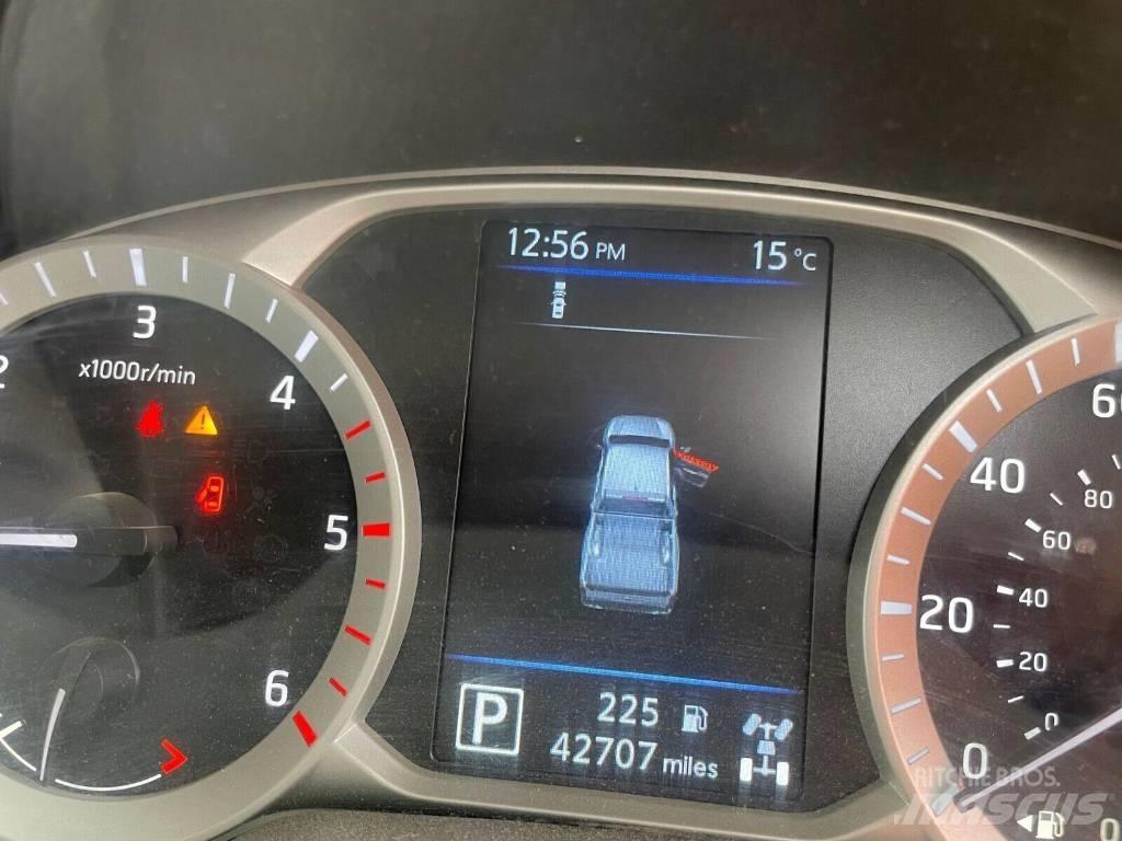 Nissan Navara Cars
