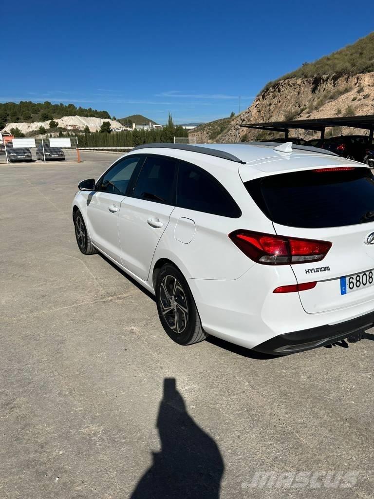 Hyundai I30 Cars