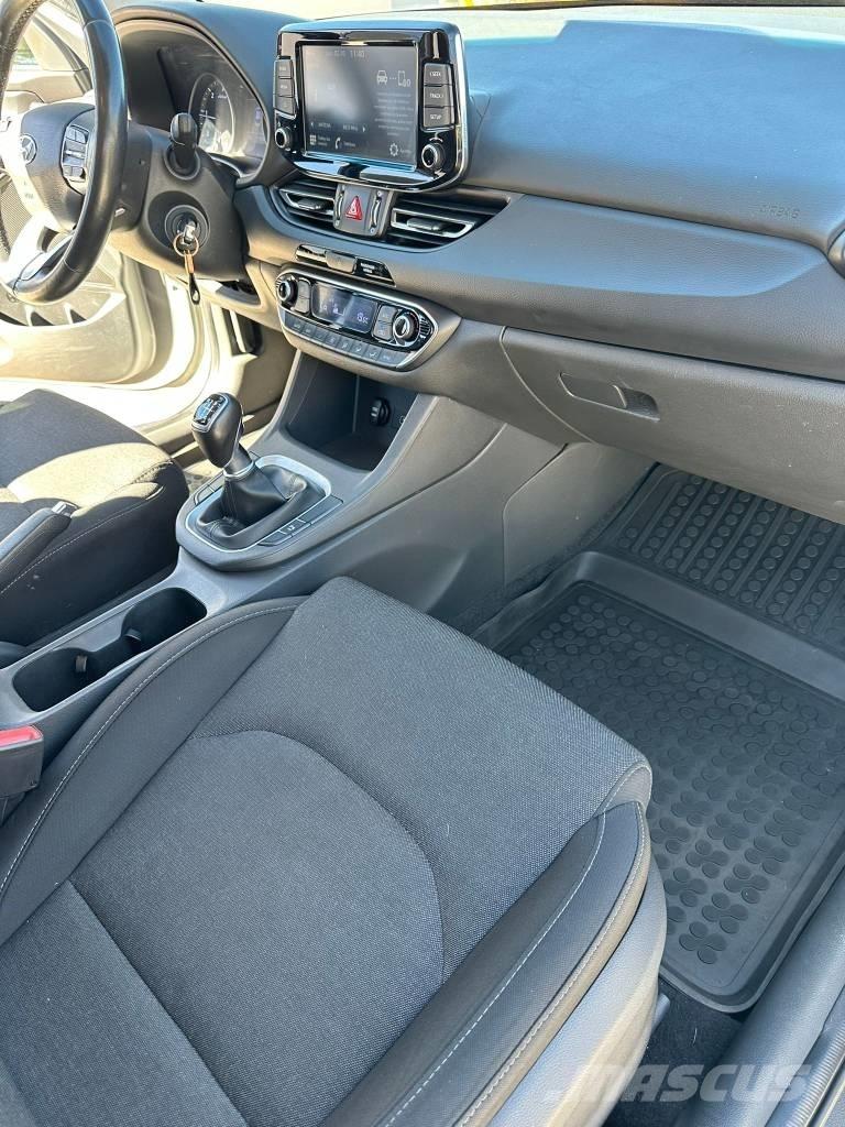 Hyundai I30 Cars