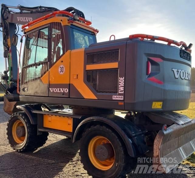 Volvo EW 160 E Wheeled excavators
