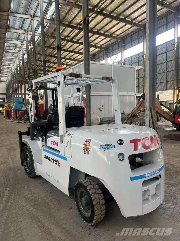TCM FD 50 Diesel trucks