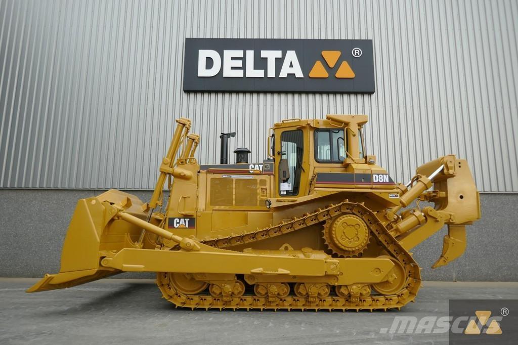 CAT D8N Crawler dozers