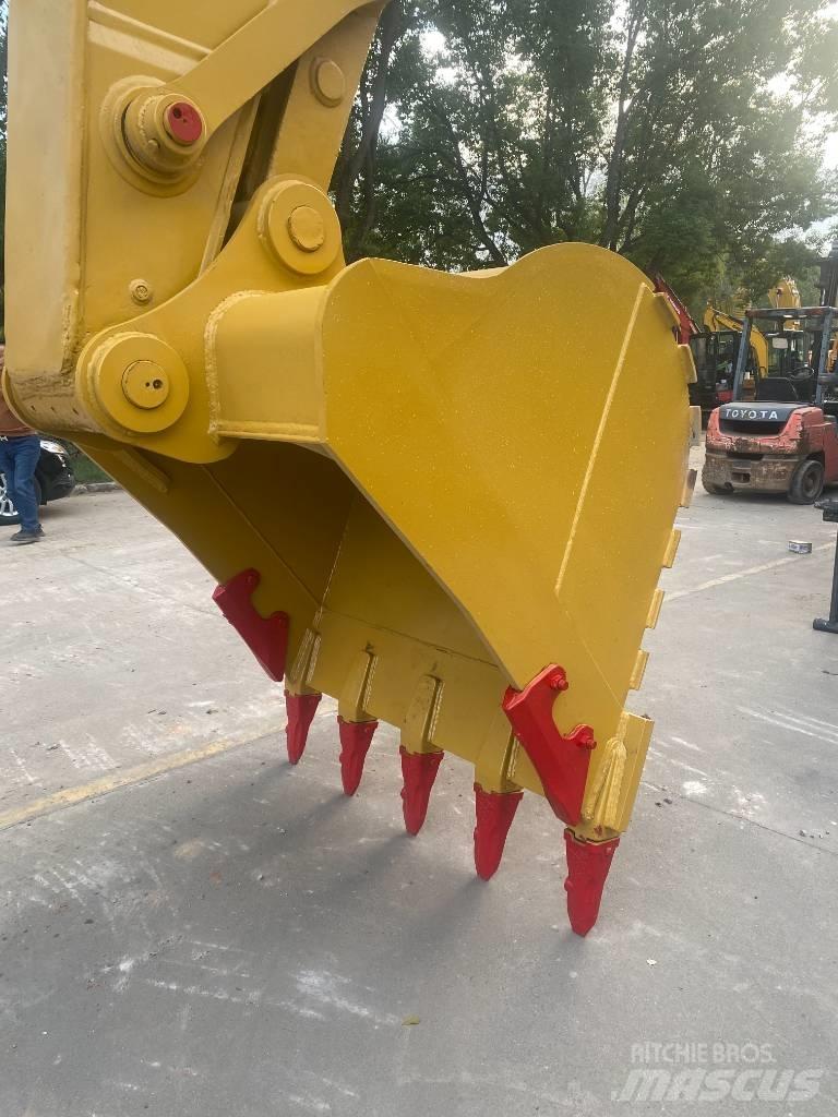 CAT 330 B Crawler excavators