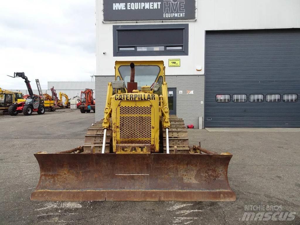 CAT D4D Crawler dozers
