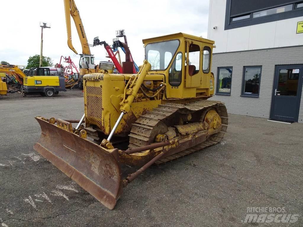 CAT D4D Crawler dozers