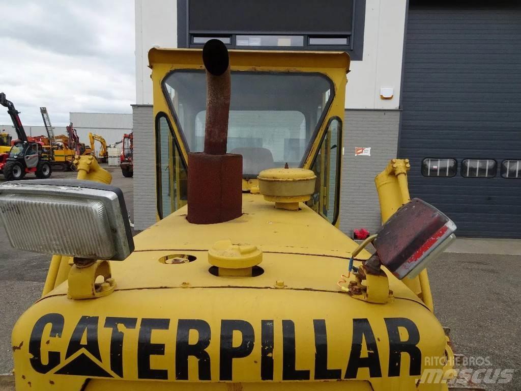 CAT D4D Crawler dozers