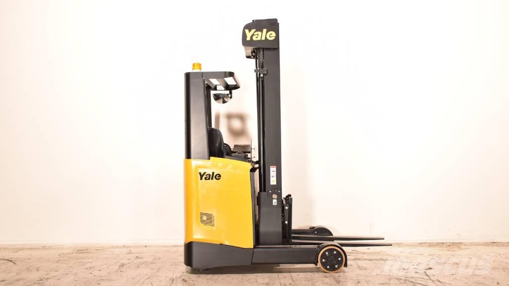 Hyster MR 14 Reach trucks