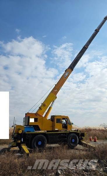 Kato KR 35 H-3 Rough terrain cranes