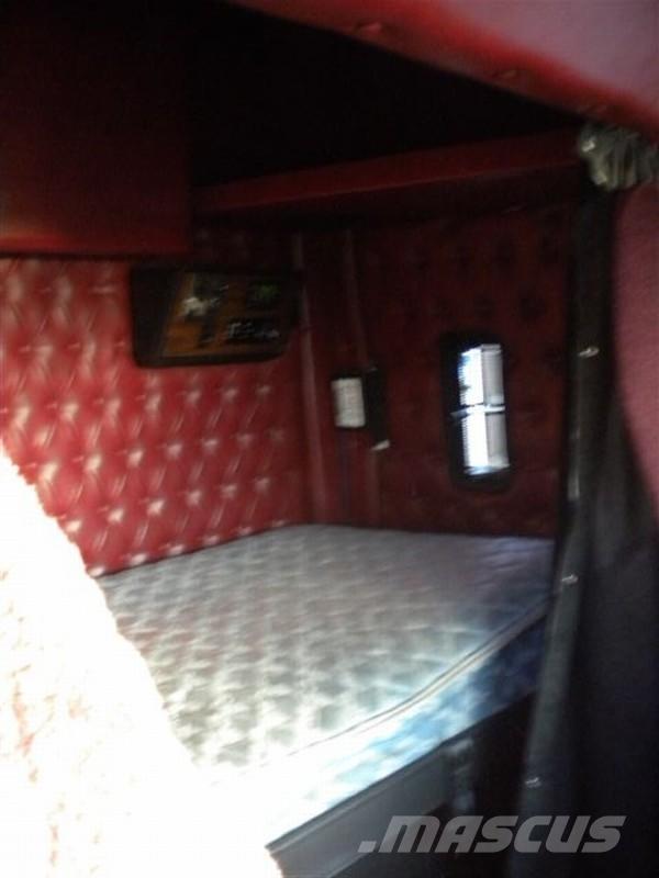  Constellation 4800 Tractor Units